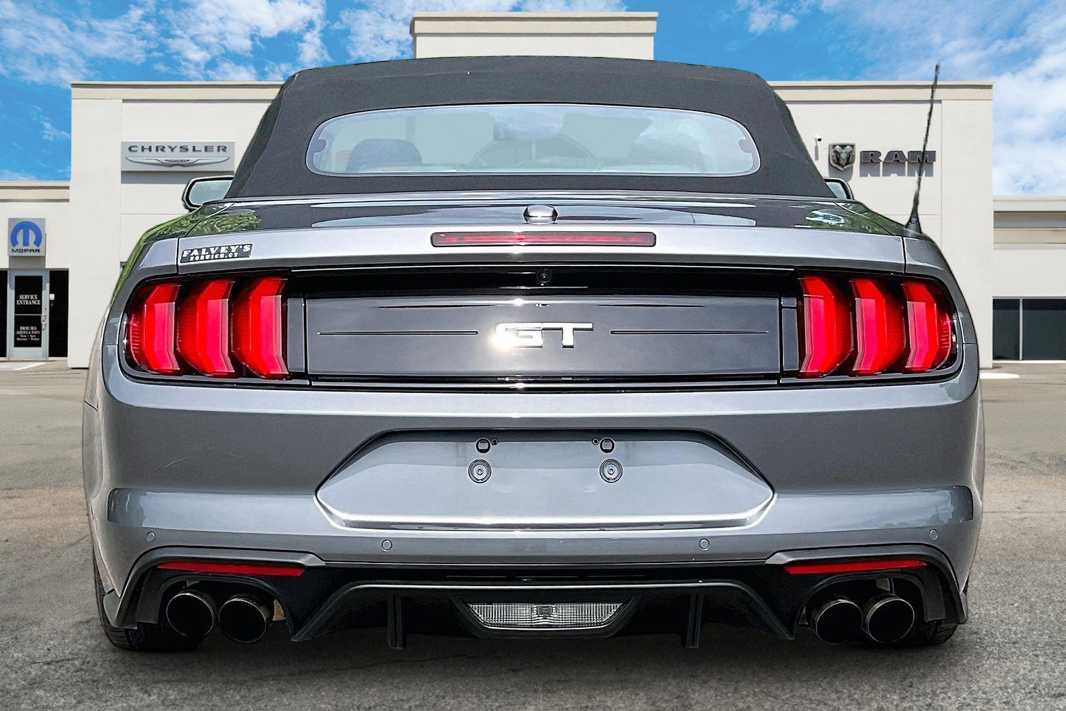 Used 2022 Ford Mustang GT Premium w/ Equipment Group 401A RWD image 4