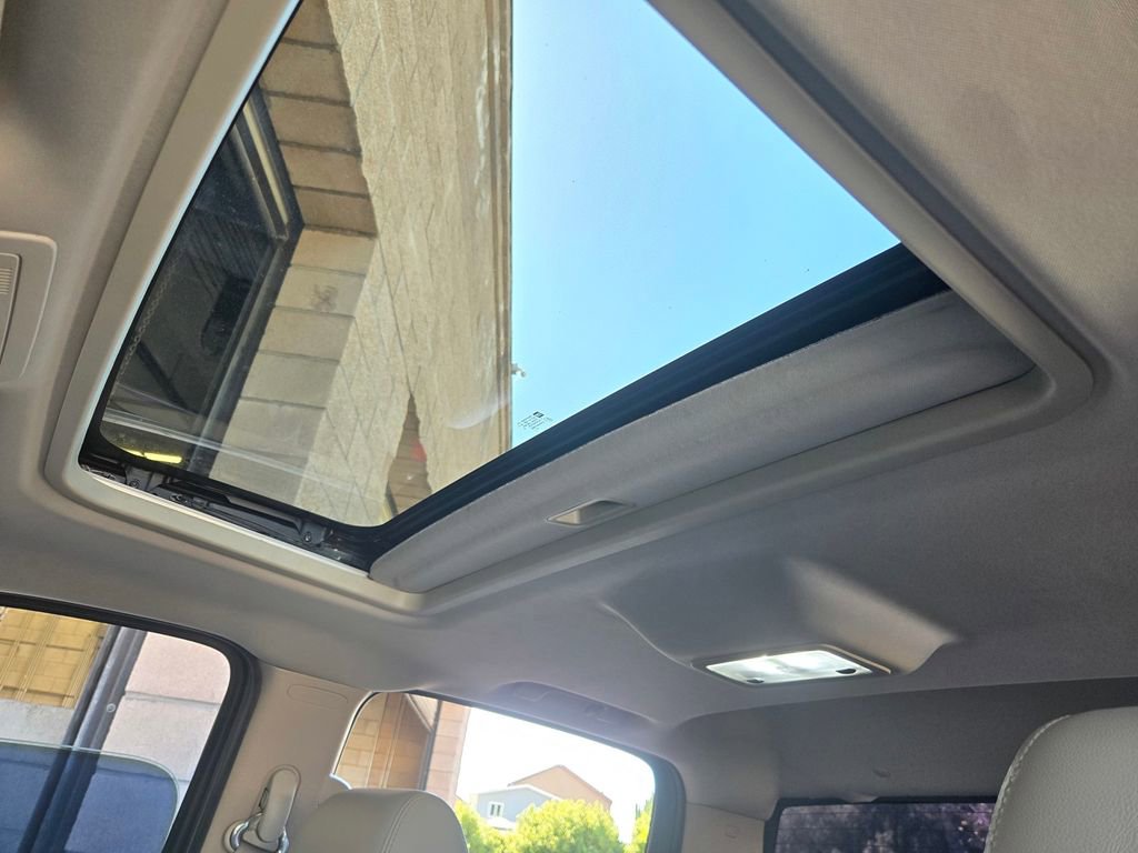 Used 2010 Chevrolet Silverado 2500 LTZ w/ Convenience Package image 19