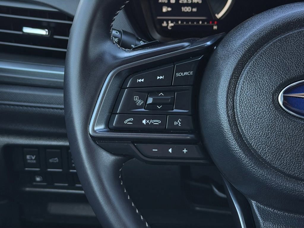 Used 2025 Subaru Forester Limited image 19