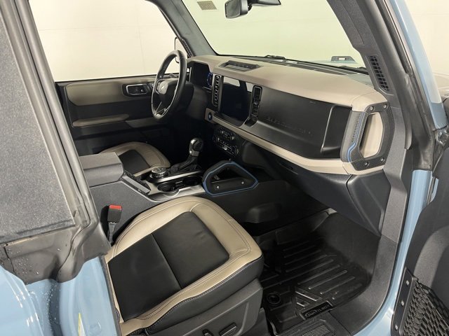 Used 2023 Ford Bronco Wildtrak image 44