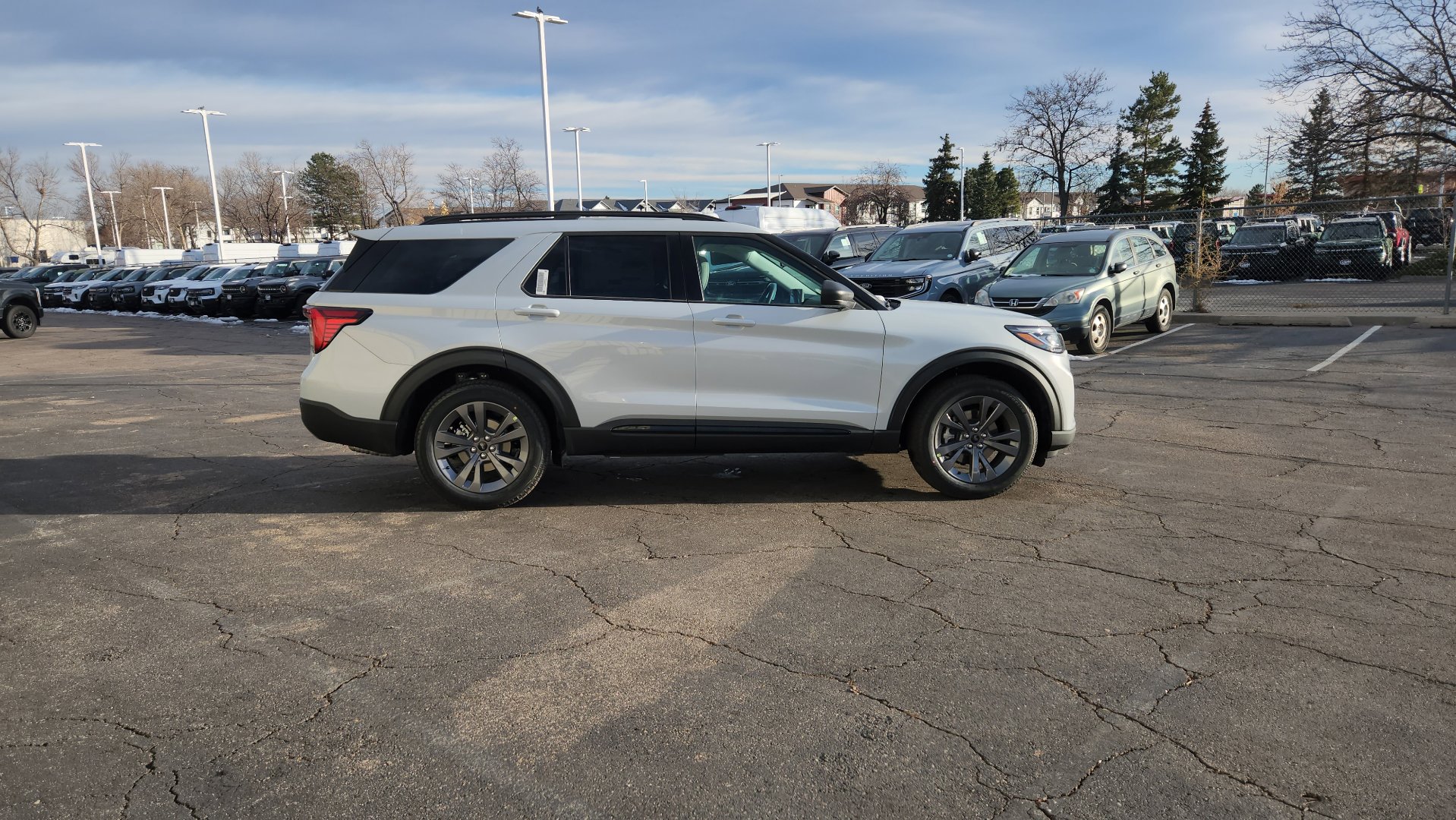 New 2026 Ford Explorer Active w/ Active Comfort Package image 15