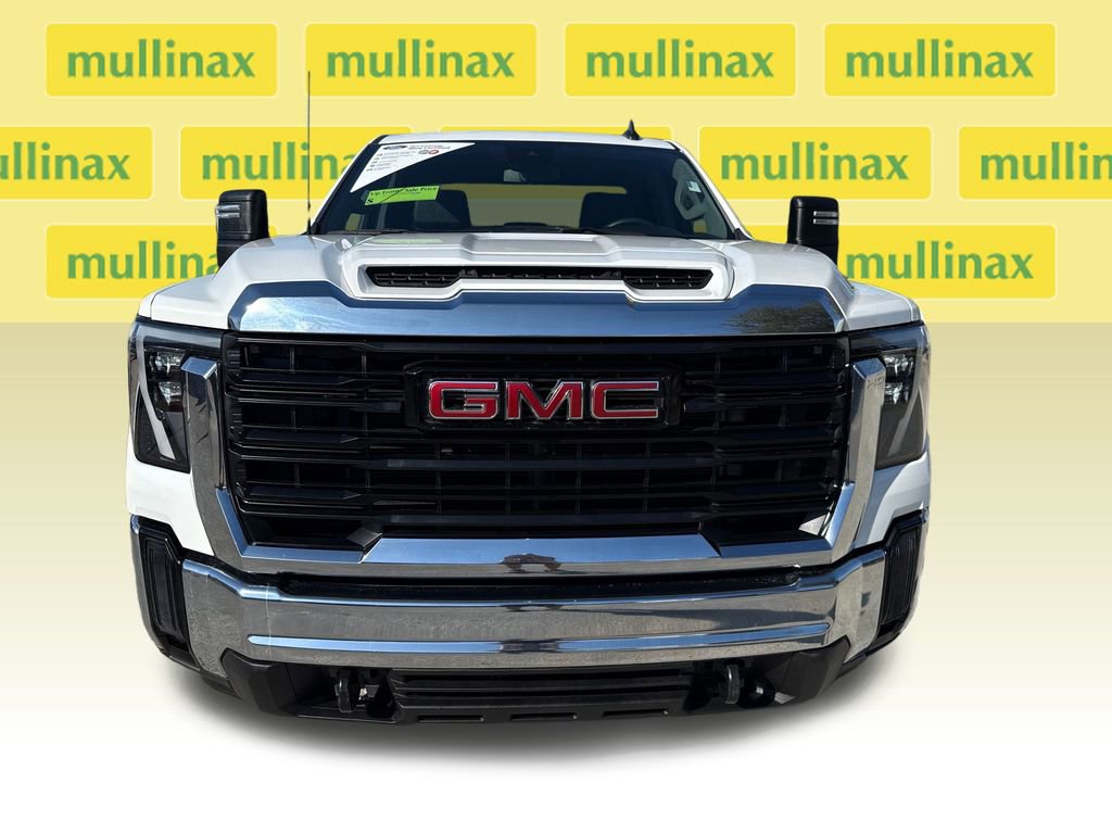 Used 2024 GMC Sierra 2500 Pro w/ Convenience Package image 11