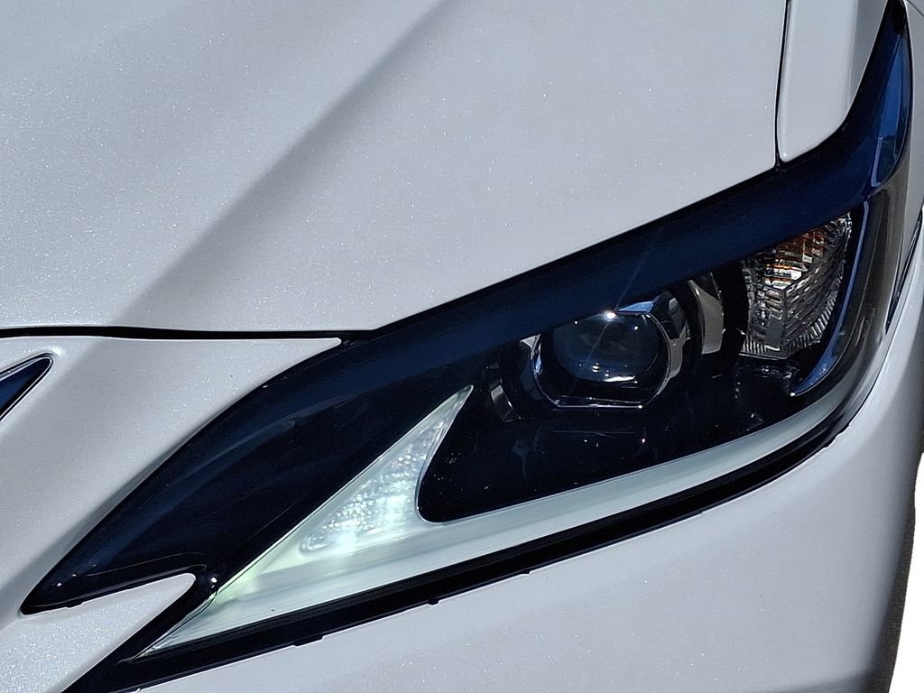 Used 2023 Lexus ES 300h w/ Premium Package FWD image 10