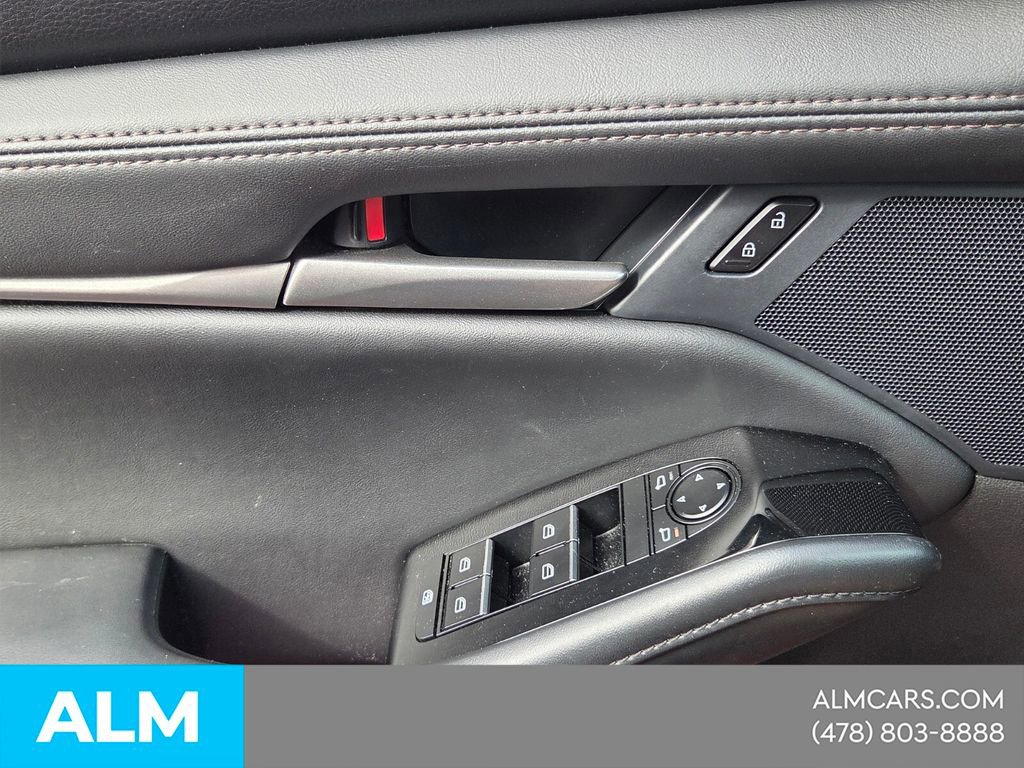 Used 2025 MAZDA MAZDA3 s image 30