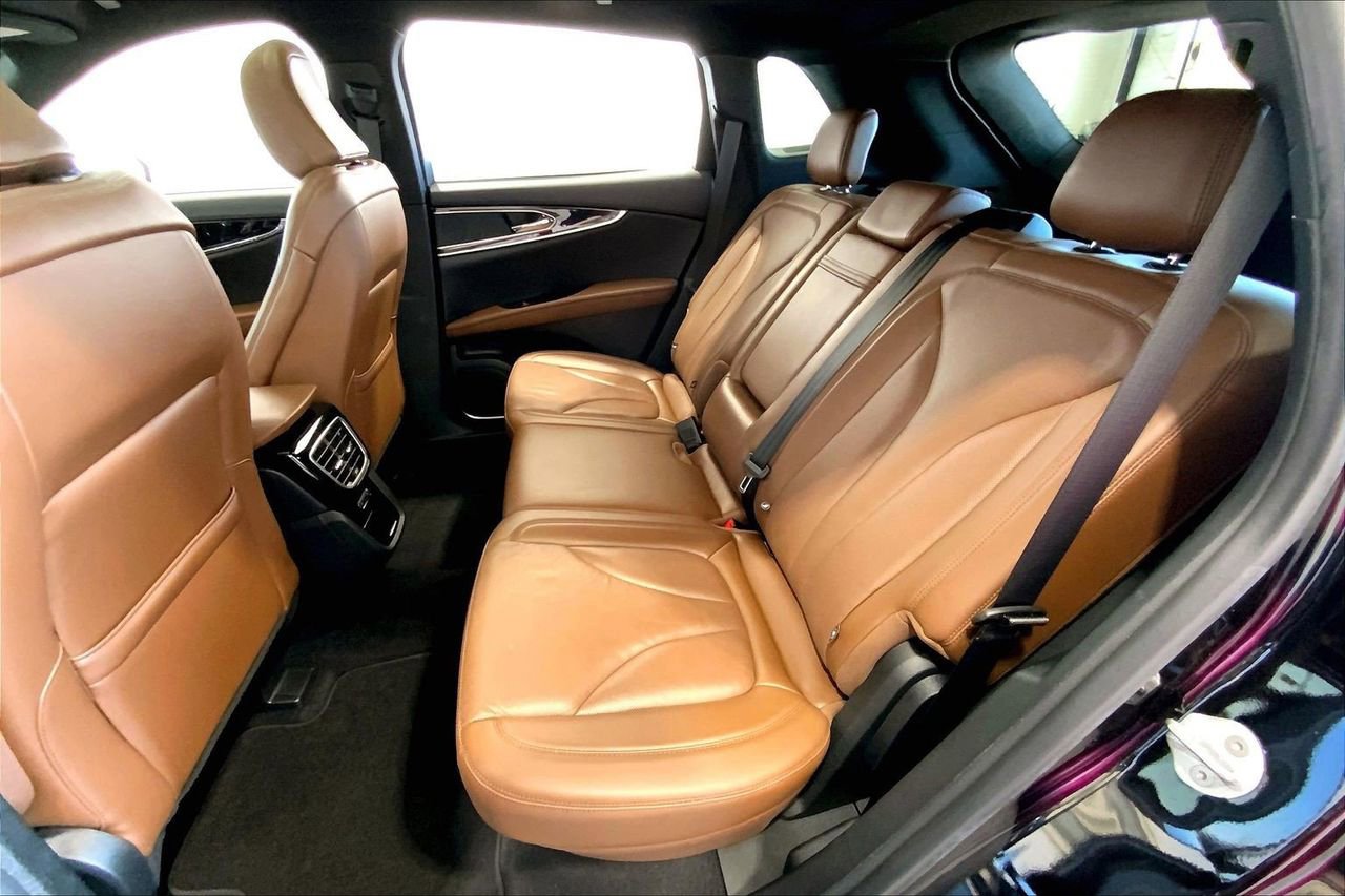 Used 2023 Lincoln Nautilus Reserve w/ Monochromatic Package image 19