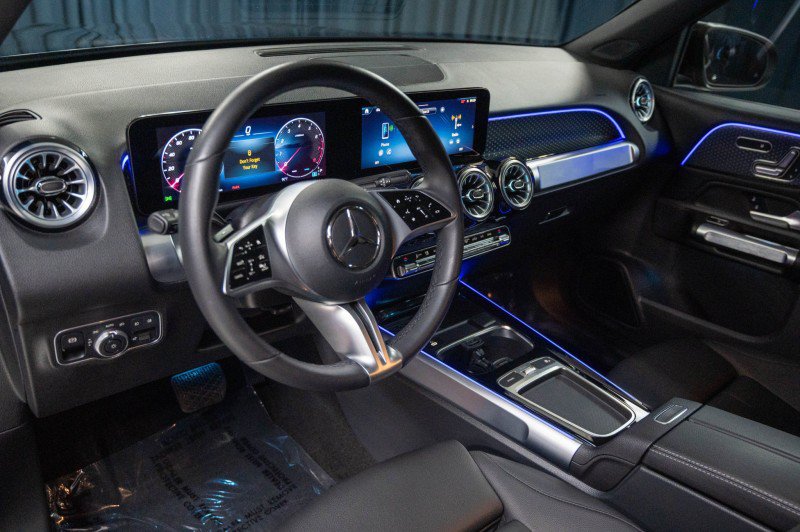 Certified 2024 Mercedes-Benz GLB 250 4MATIC image 14