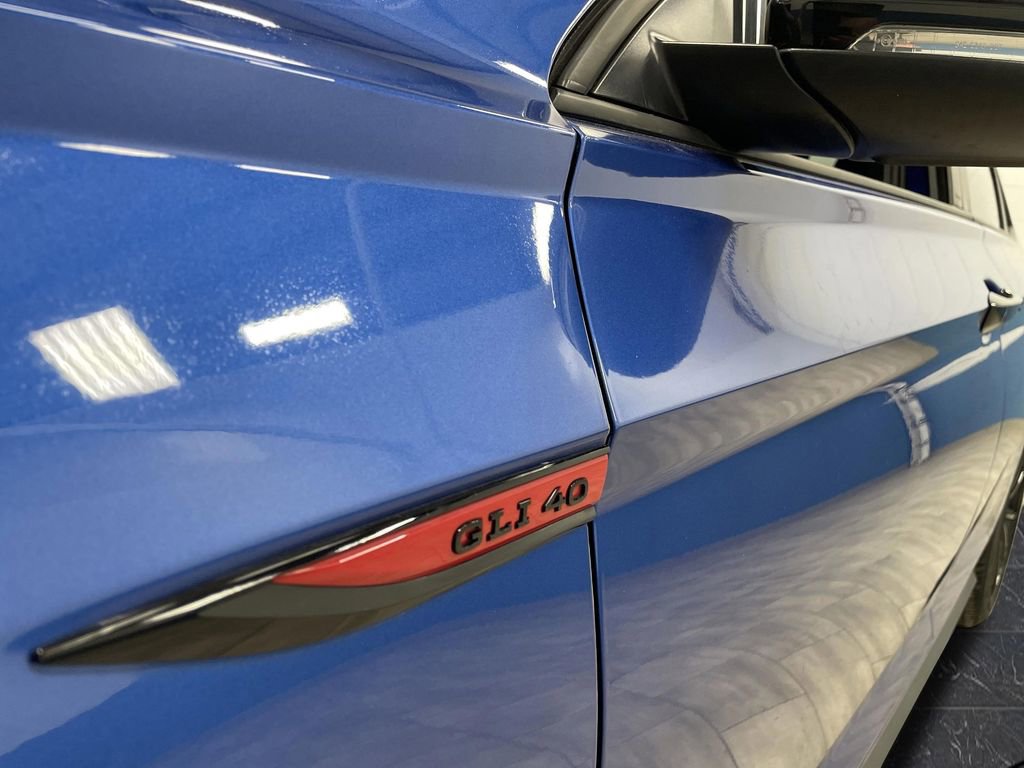 Used 2024 Volkswagen Jetta GLI 40th Anniversary Edition image 33