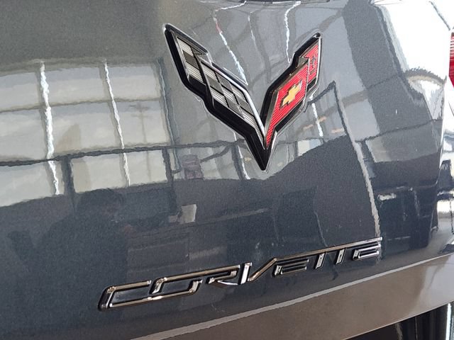 Used 2019 Chevrolet Corvette Stingray Coupe w/ Carbon Flash Badge Package RWD image 6