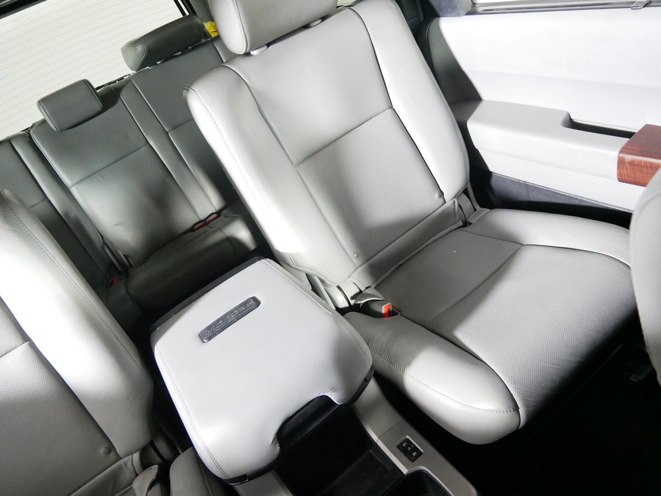 Used 2012 Toyota Sequoia Platinum image 14