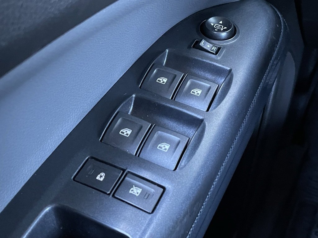 Used 2021 Chevrolet Colorado Z71 w/ Safety Package image 11