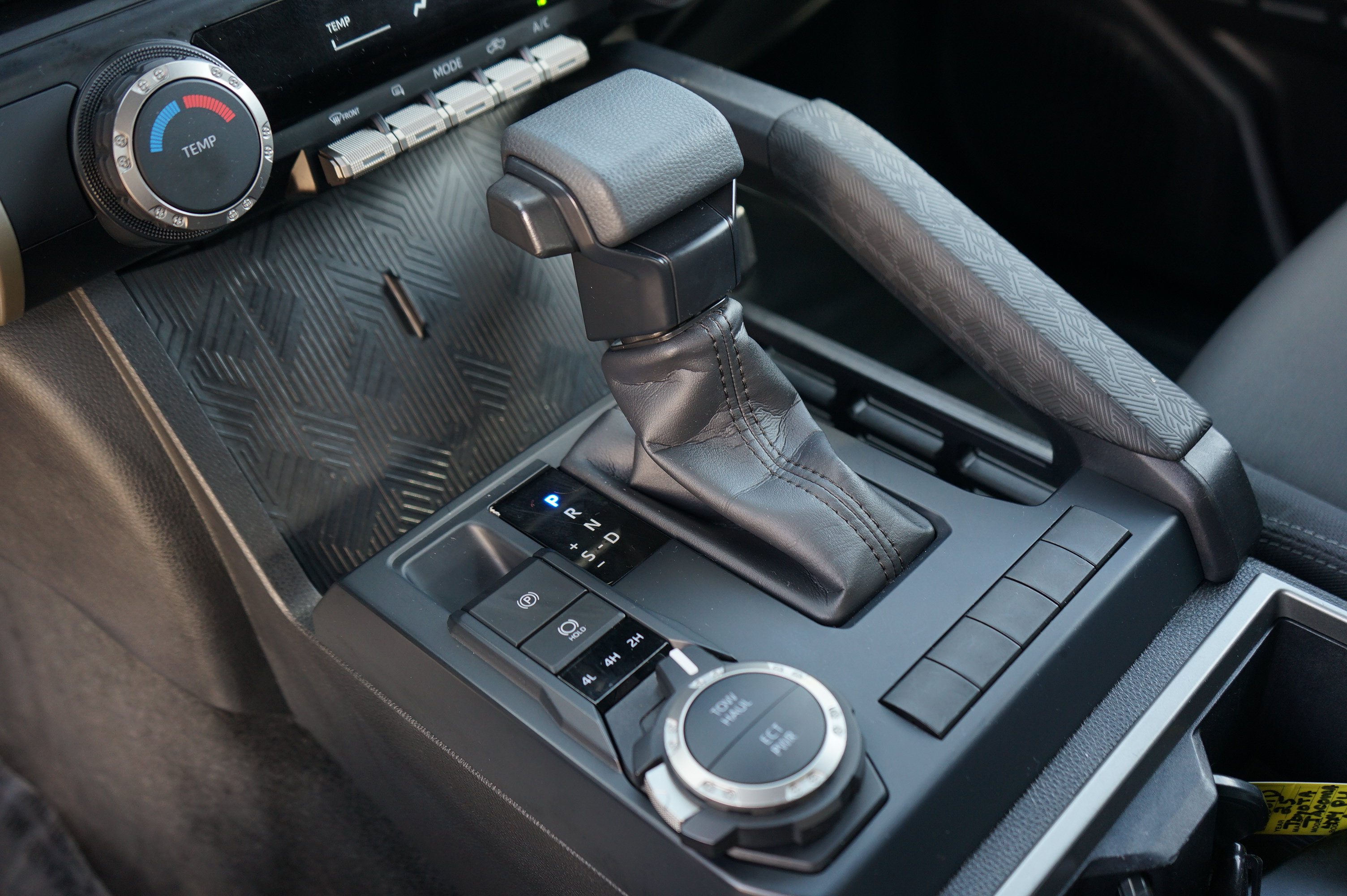 Used 2025 Toyota Tacoma SR5 AWD/4WD image 20