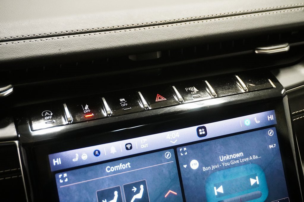 Certified 2022 Jeep Grand Cherokee L Overland w/ MOPAR Finishing Package image 28