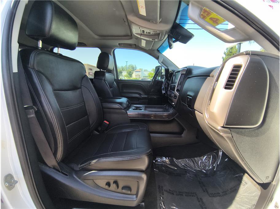 Used 2016 GMC Sierra 3500 Denali w/ Duramax Plus Package AWD/4WD image 14