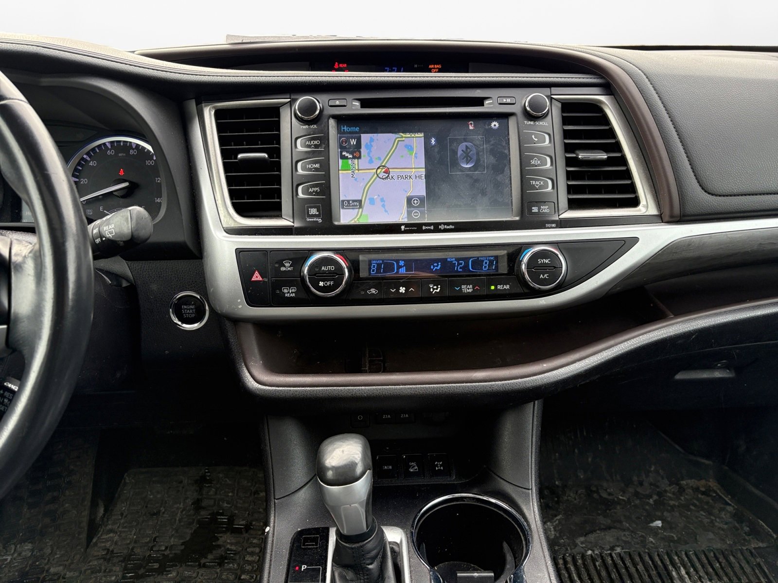 Used 2018 Toyota Highlander Limited Platinum image 11