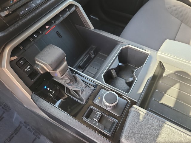 Used 2023 Toyota Tundra SR5 AWD/4WD image 32