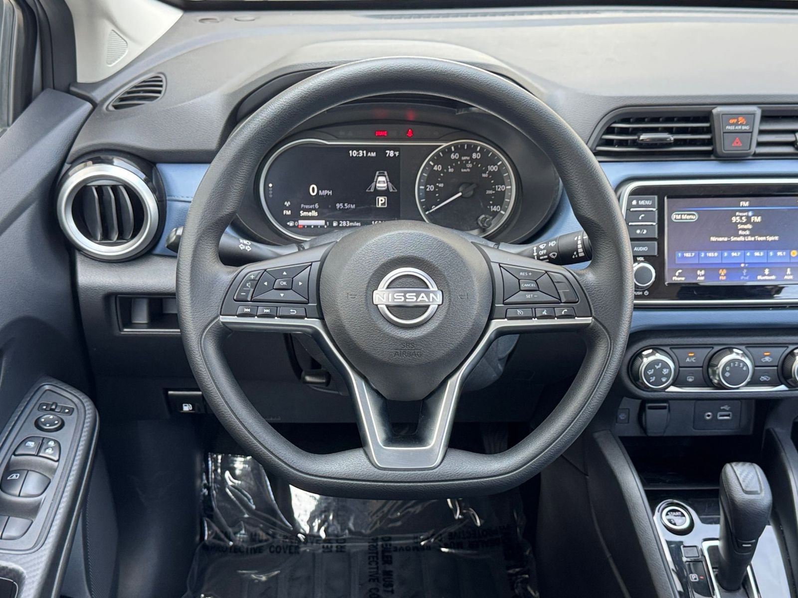 Used 2025 Nissan Versa SV FWD image 27