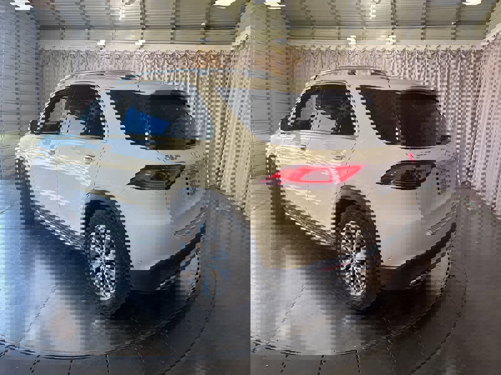 Used 2021 Mercedes-Benz GLE 350 w/ Premium Package image 6