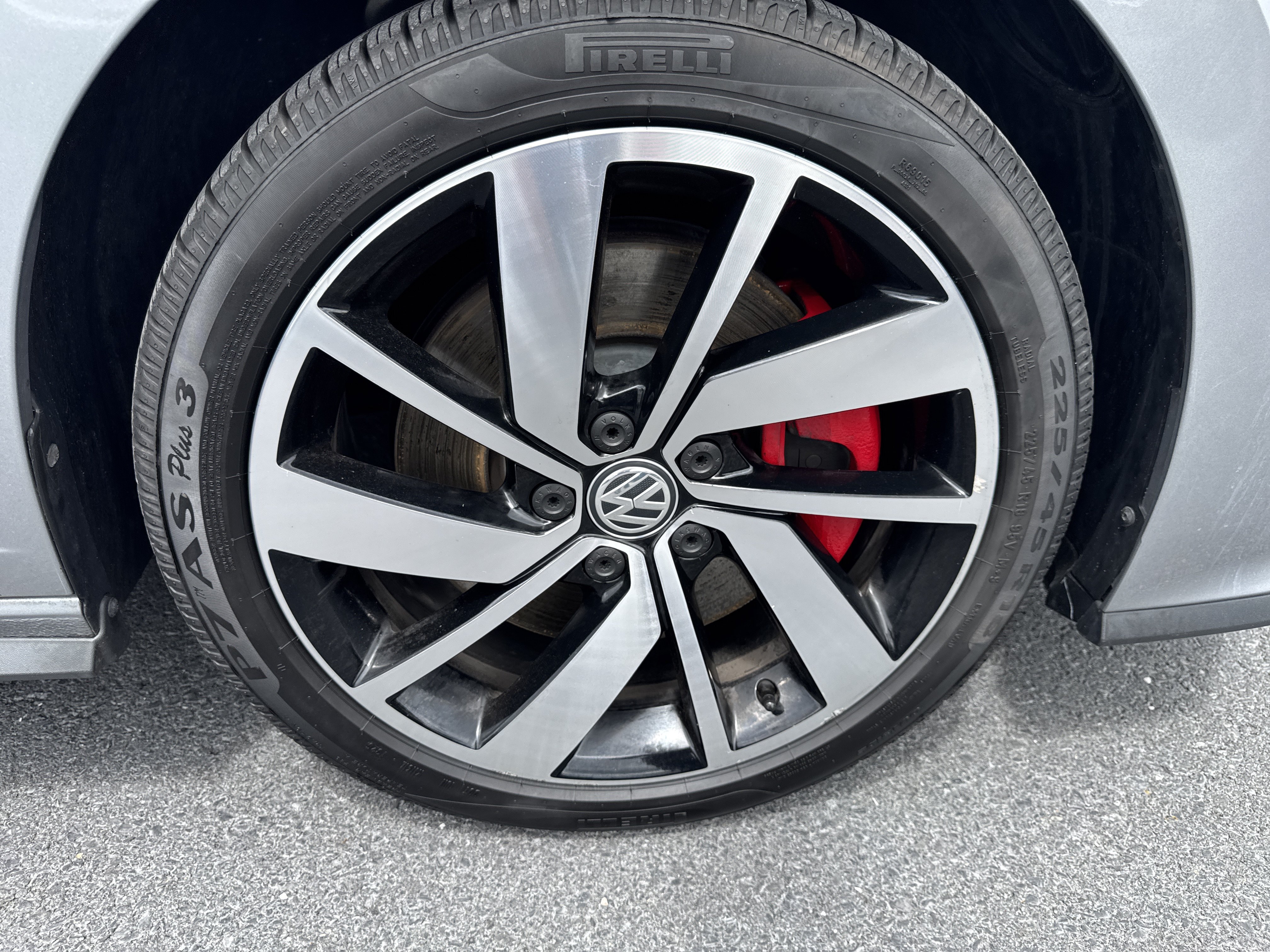 Used 2020 Volkswagen Jetta GLI FWD image 29