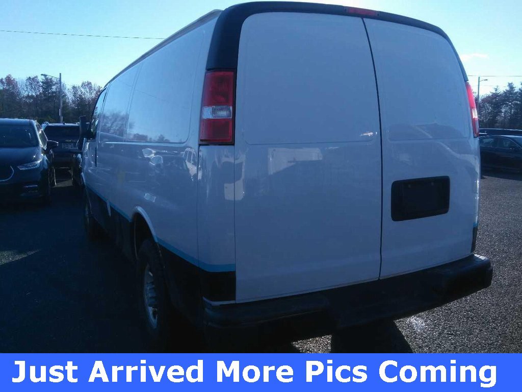 Used 2022 Chevrolet Express 2500 w/ Communications Package image 2