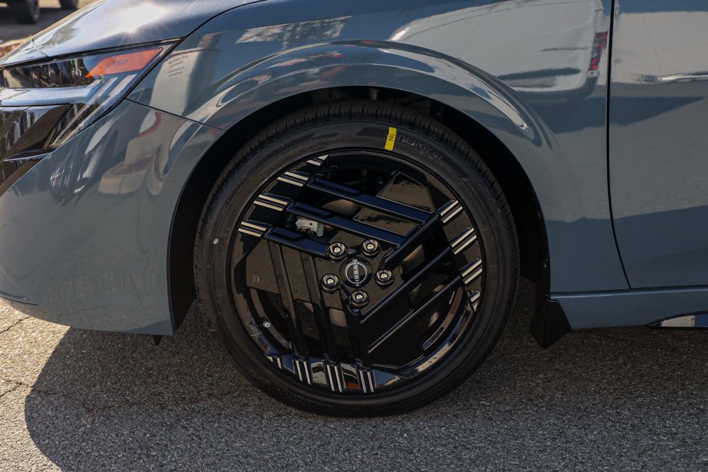 New 2027 Nissan Sentra SR FWD image 12