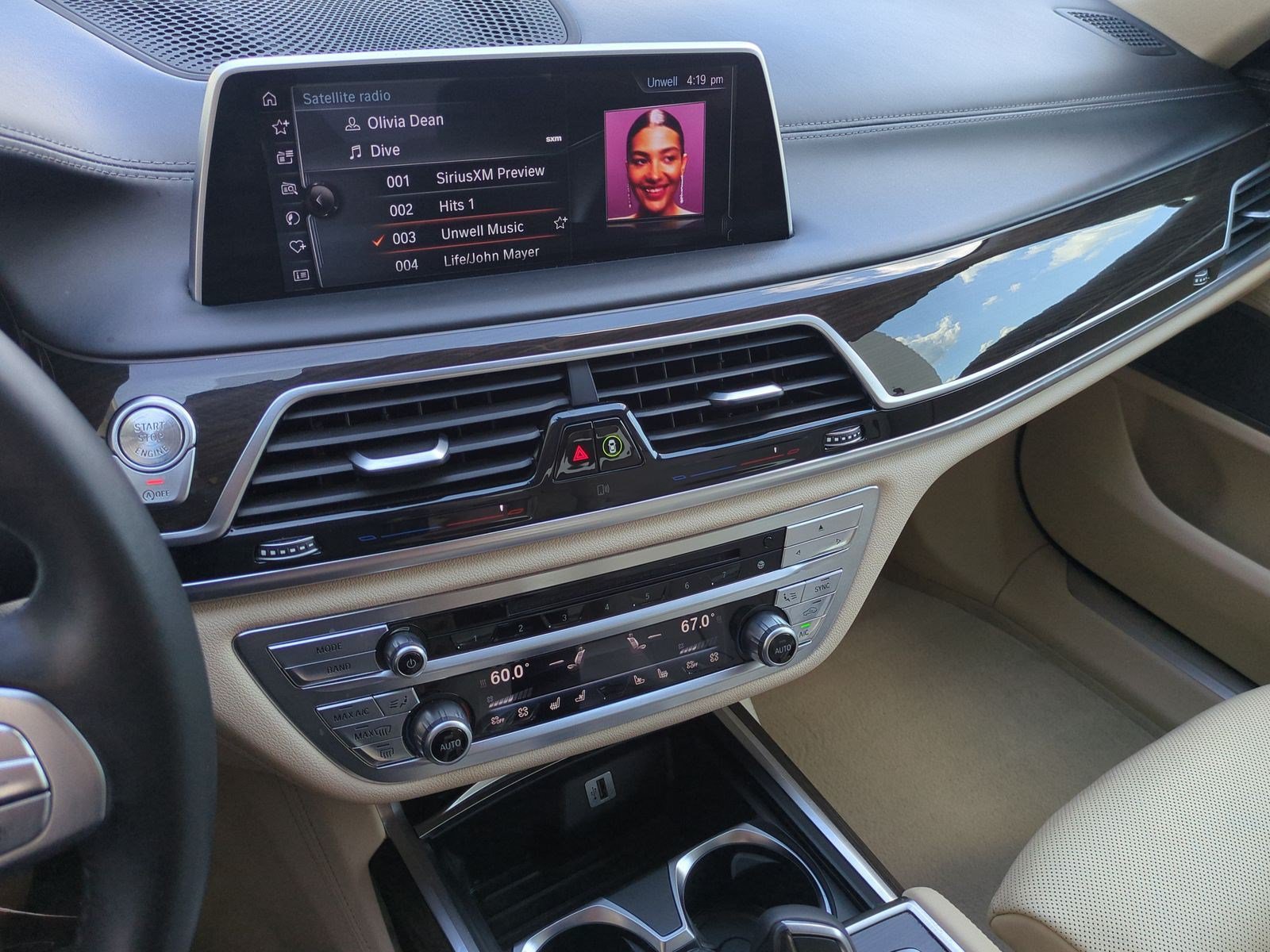 Used 2016 BMW 750i RWD image 31