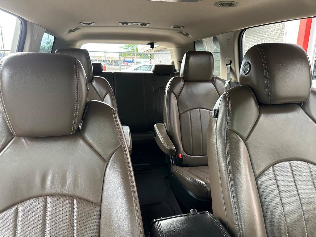 Used 2014 GMC Acadia SLT FWD image 32