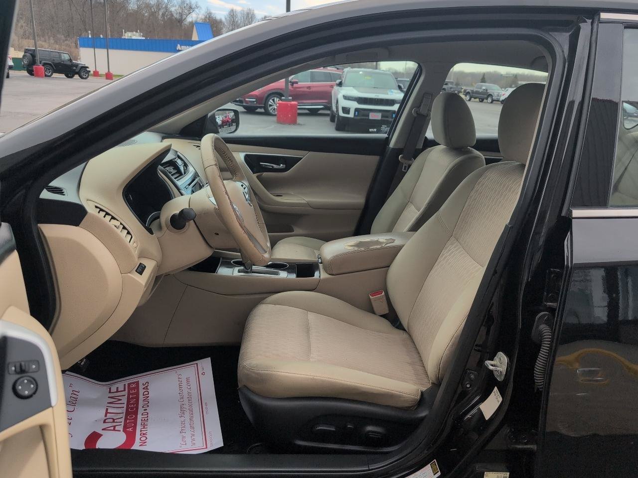 Used 2017 Nissan Altima 2.5 SV FWD image 9