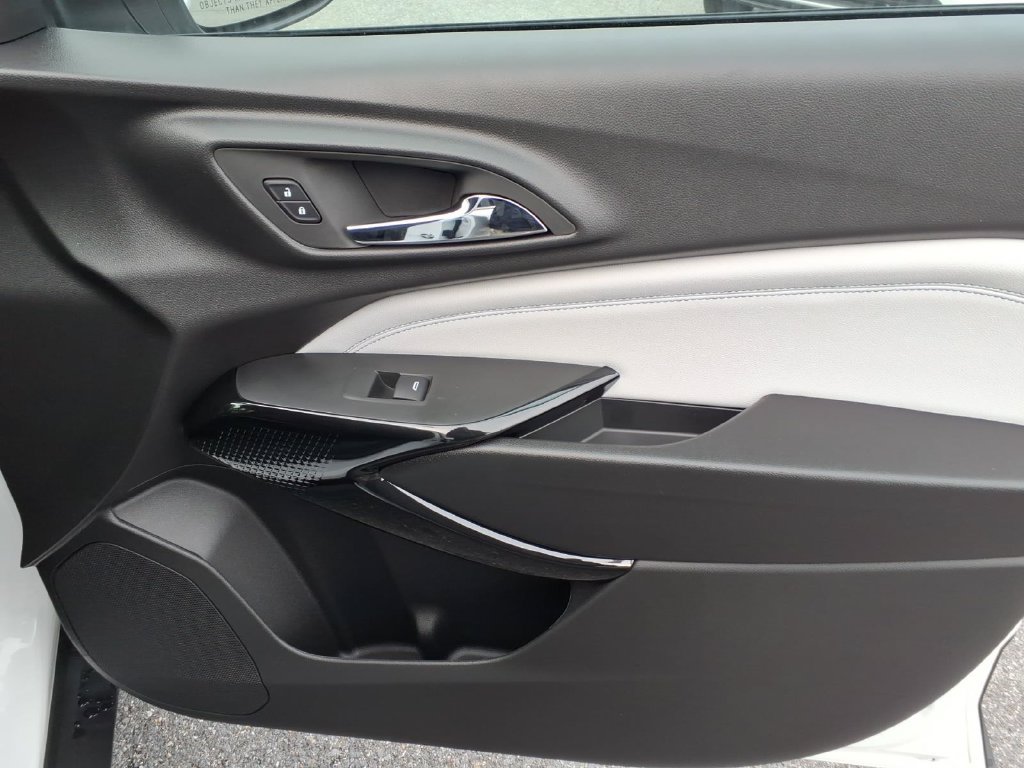 New 2026 Chevrolet Trax LT w/ LT Convenience Package FWD image 19