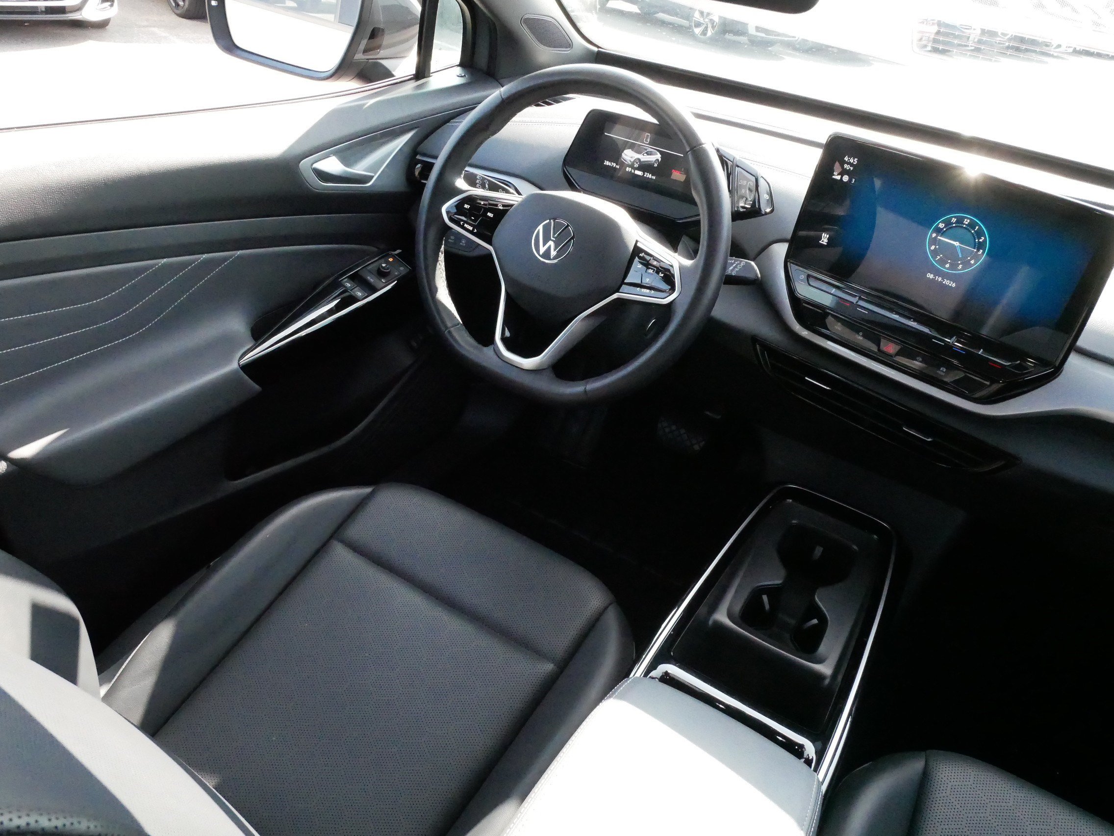 Used 2023 Volkswagen ID.4 Pro S AWD/4WD image 9