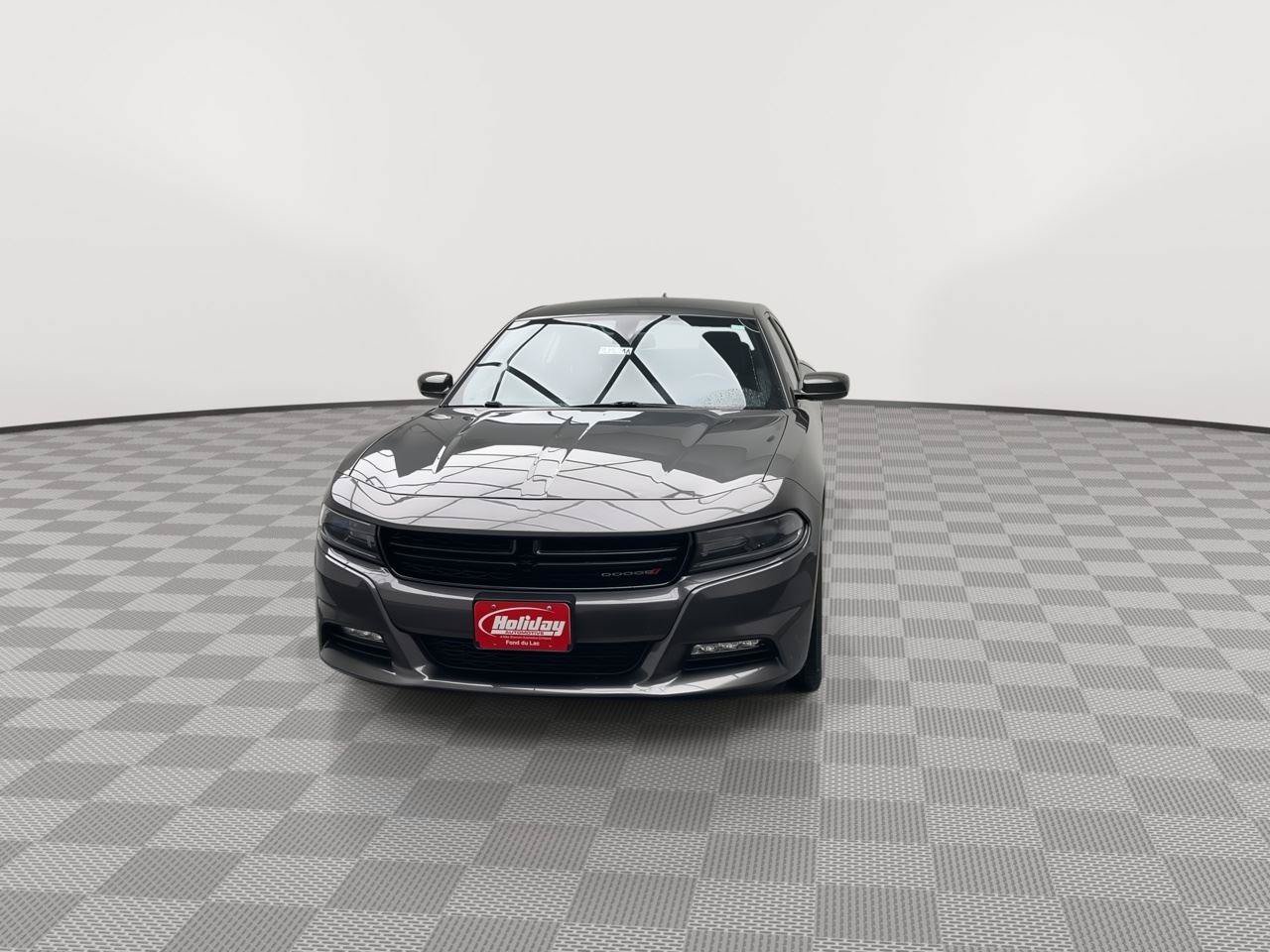 Used 2017 Dodge Charger SXT AWD/4WD image 29