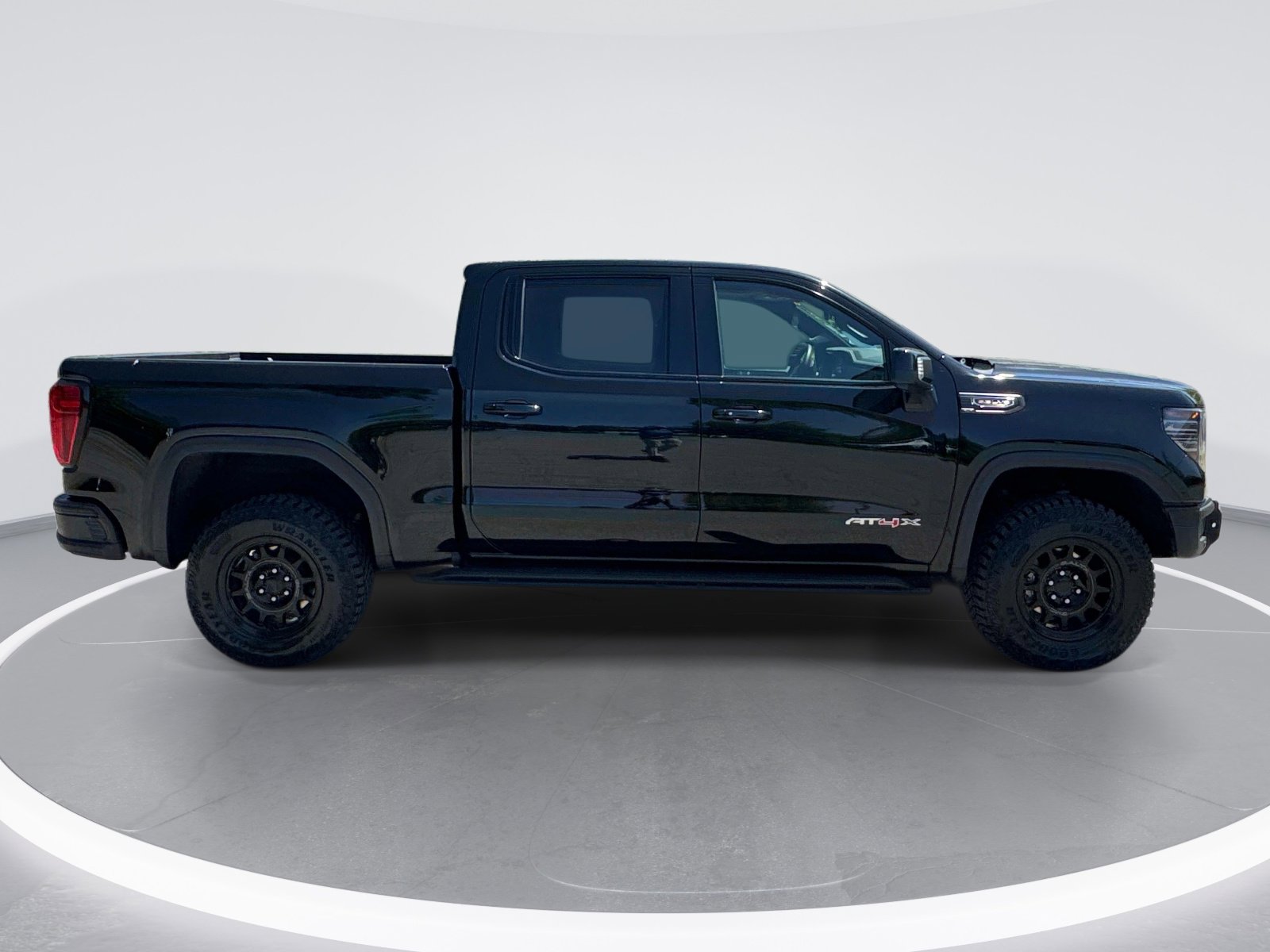 Certified 2023 GMC Sierra 1500 AT4X w/ AT4X AEV Edition AWD/4WD image 9
