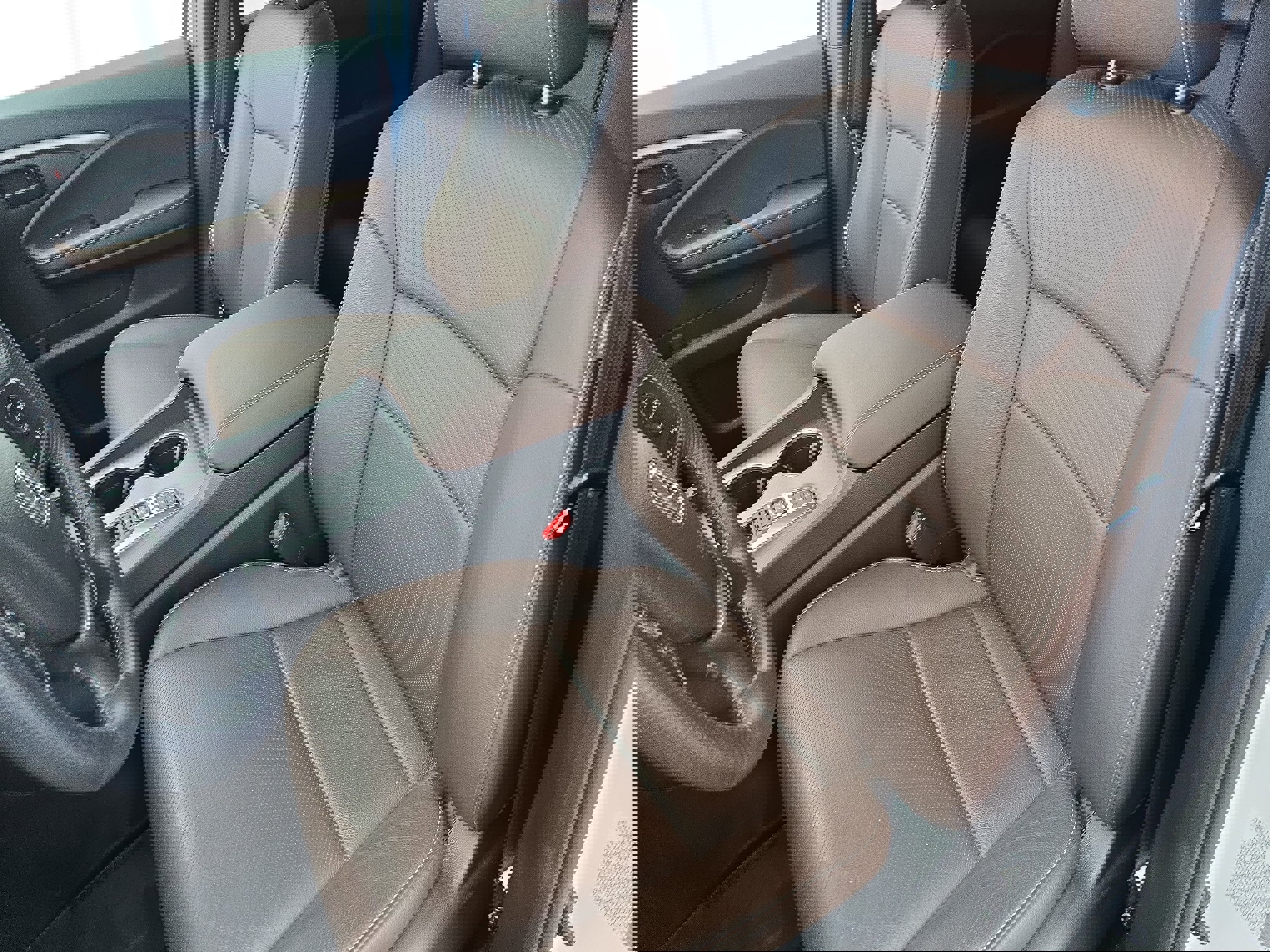 Certified 2025 Honda Passport EX-L image 15