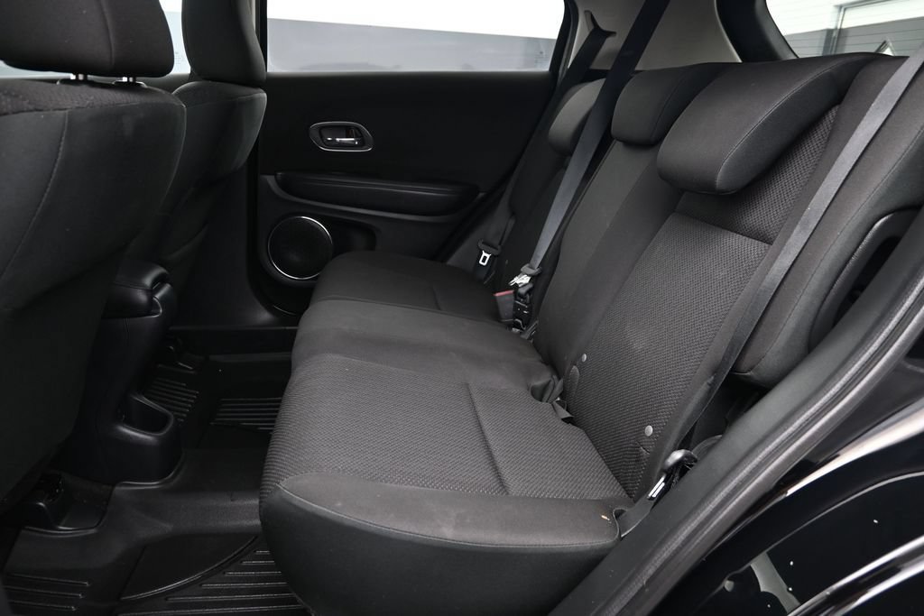 Used 2017 Honda HR-V EX image 11