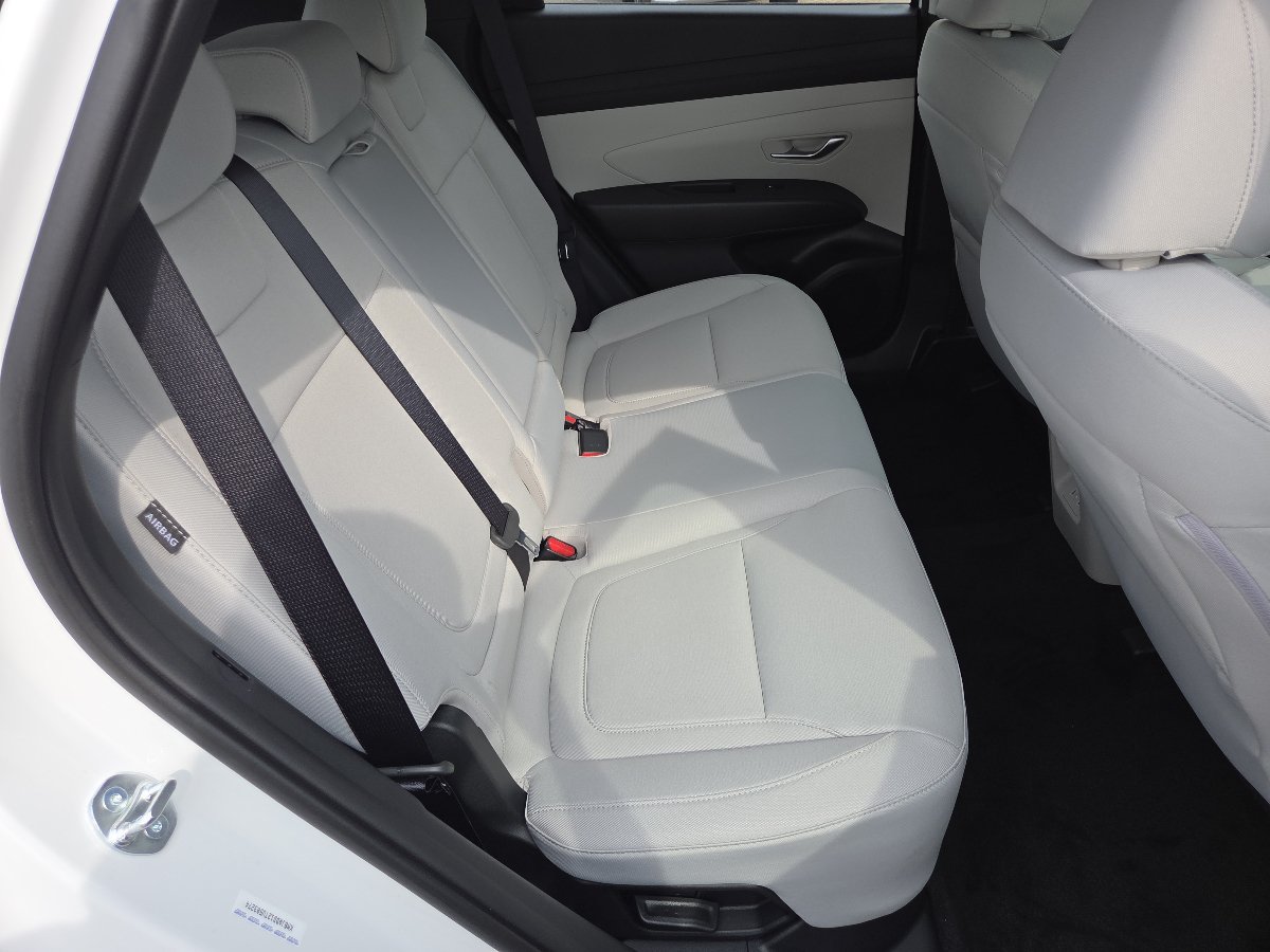 New 2026 Hyundai Tucson Blue SE AWD/4WD image 23