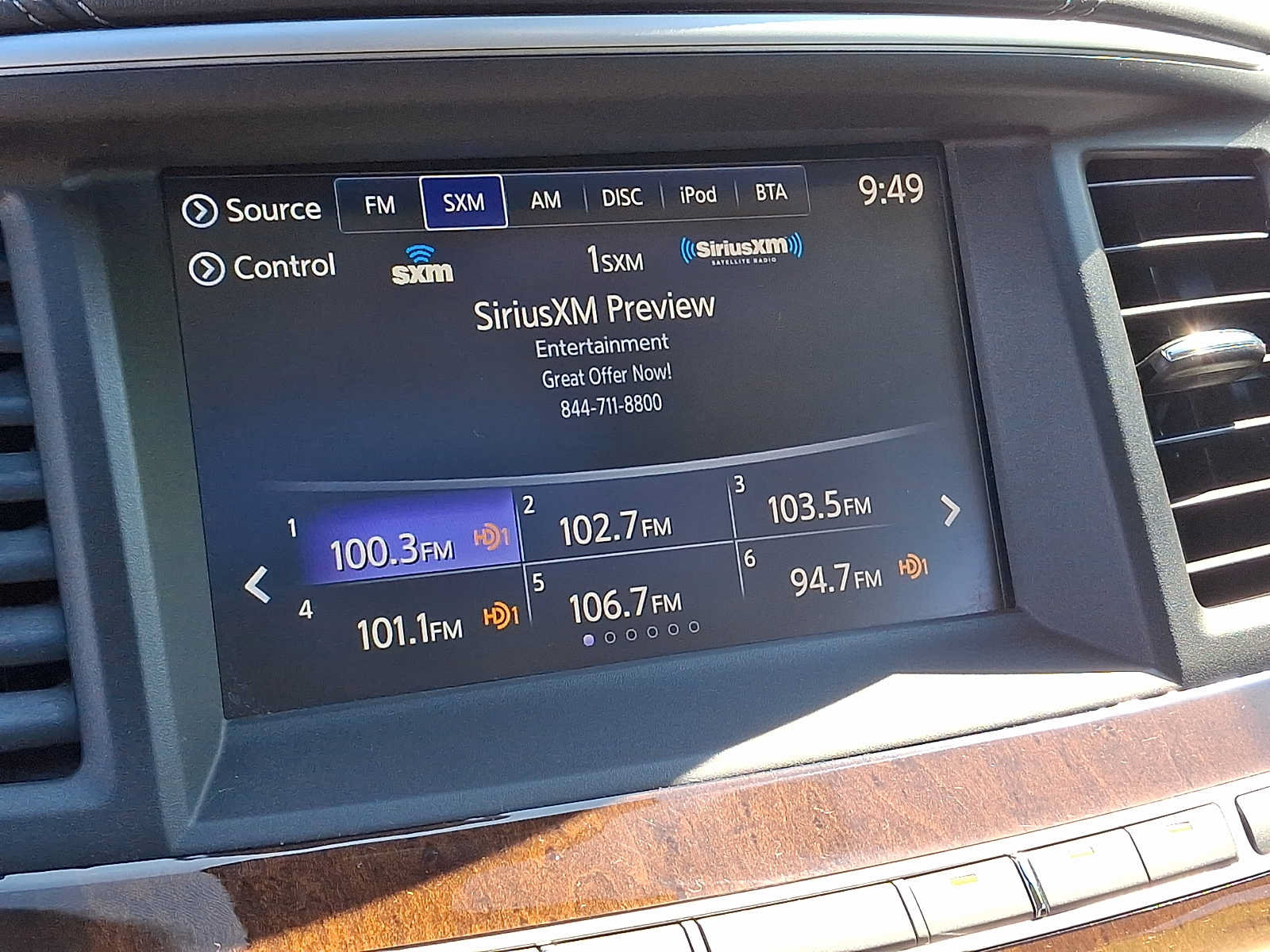 Used 2019 INFINITI QX60 Luxe w/ Sensory Package AWD/4WD image 19