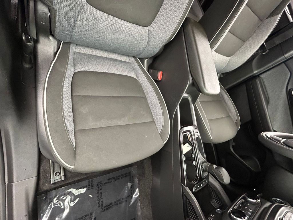 Used 2023 Chevrolet TrailBlazer LT image 40