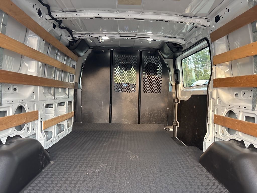 Used 2024 Ford Transit 250 Low Roof w/ Exterior Upgrade Package image 16