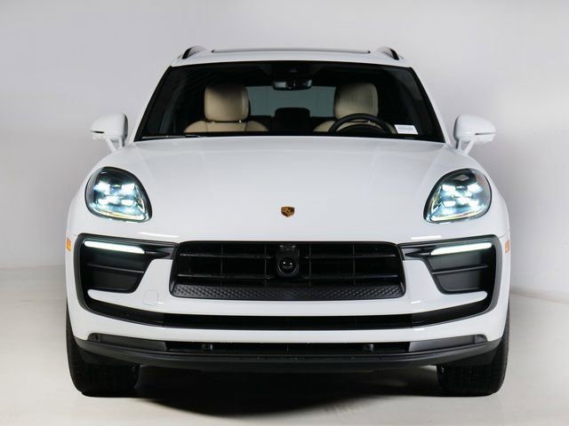 New 2026 Porsche Macan image 6