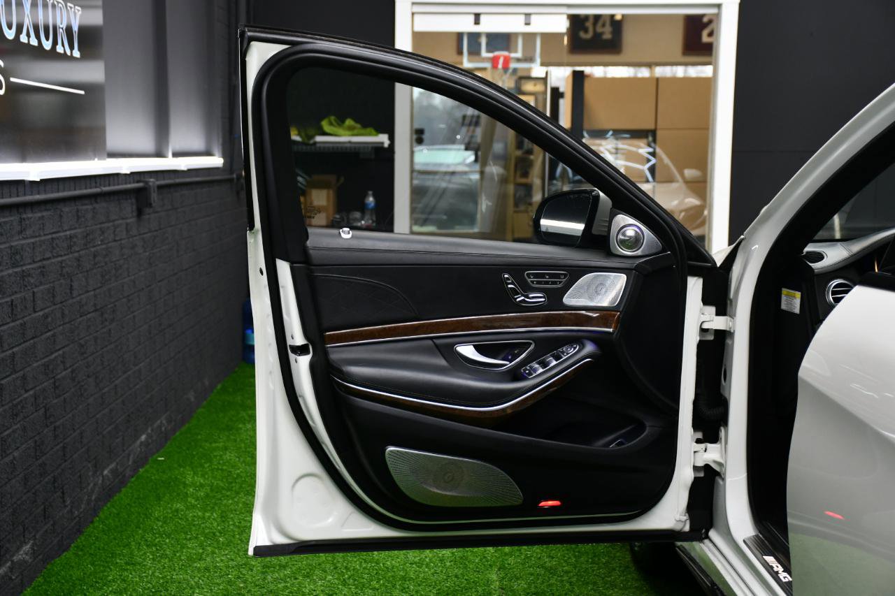 Used 2014 Mercedes-Benz S 63 AMG 4MATIC Sedan image 15