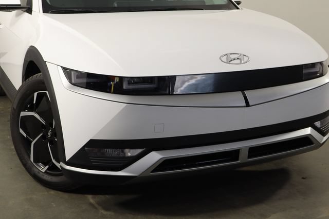Used 2024 Hyundai Ioniq 5 SEL RWD image 46