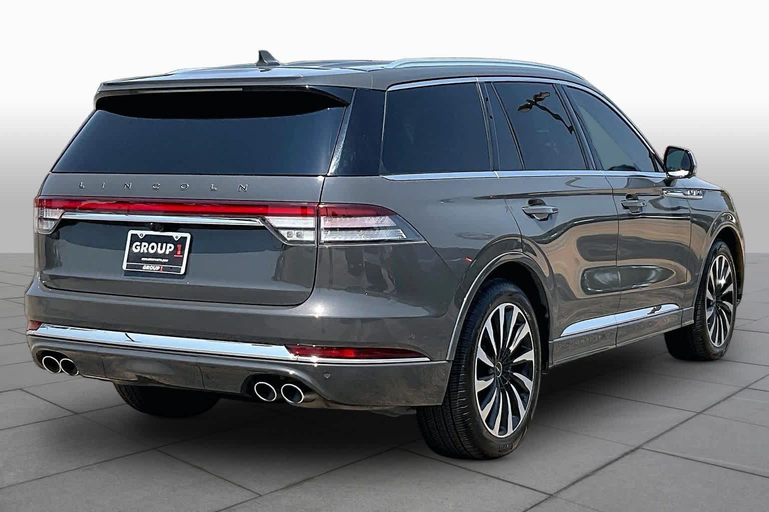 Used 2020 Lincoln Aviator Black Label Grand Touring w/ Class IV Trailer Tow Package AWD/4WD image 12