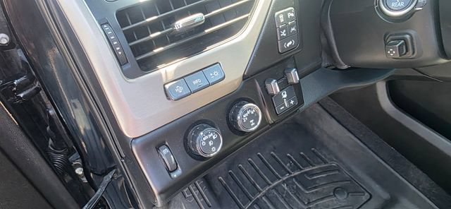 Used 2020 GMC Yukon Denali w/ Denali Premium Package AWD/4WD image 20