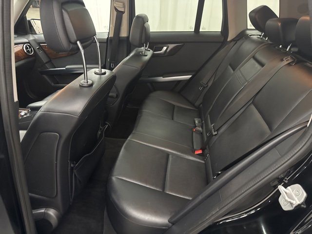 Used 2013 Mercedes-Benz GLK 250 BlueTEC 4MATIC image 4