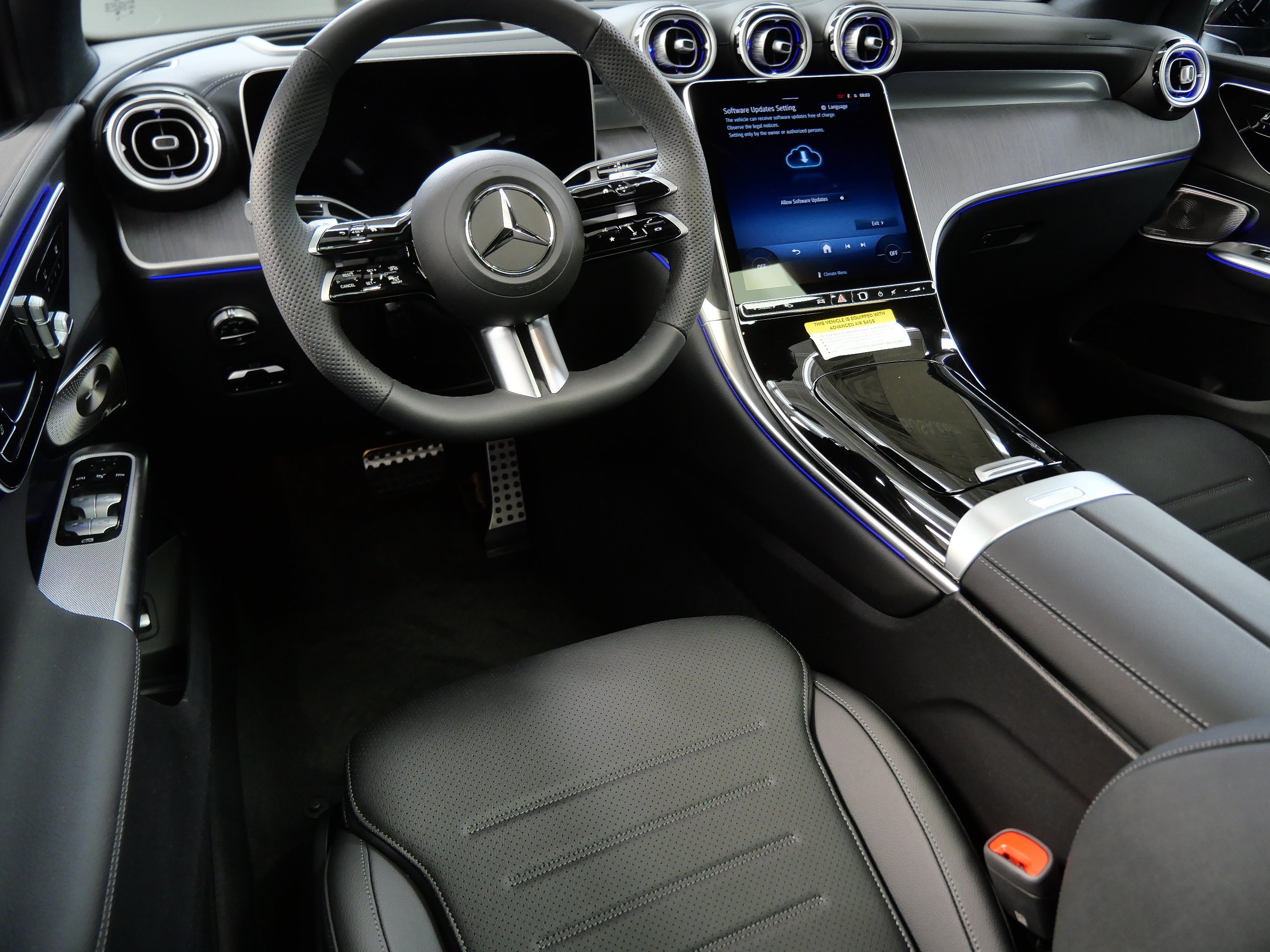 New 2026 Mercedes-Benz GLC 300 4MATIC image 2