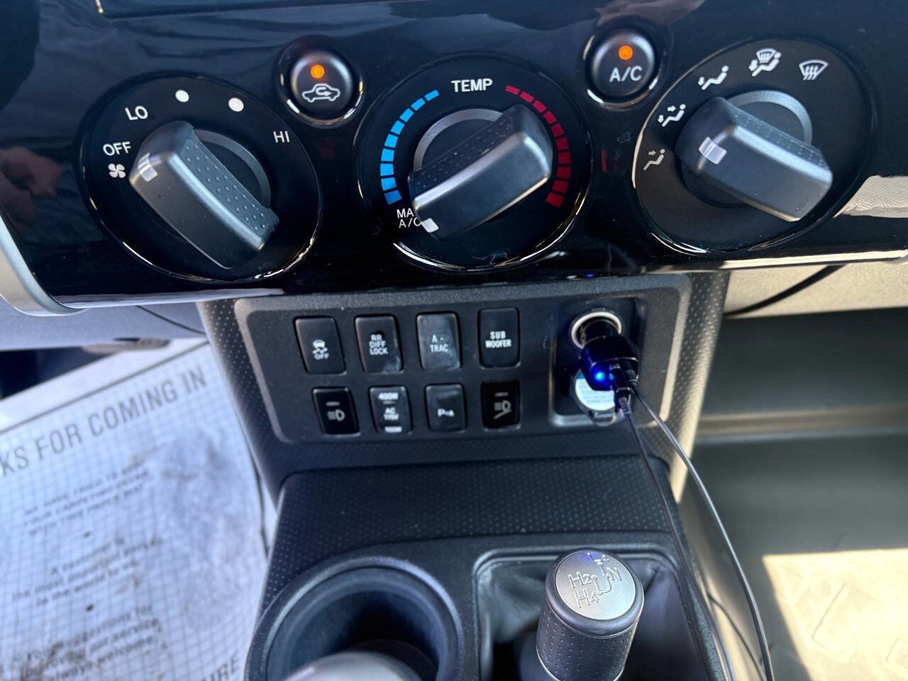 Used 2010 Toyota FJ Cruiser 4WD image 11