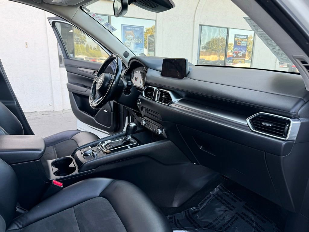 Used 2020 MAZDA CX-5 Touring FWD image 18
