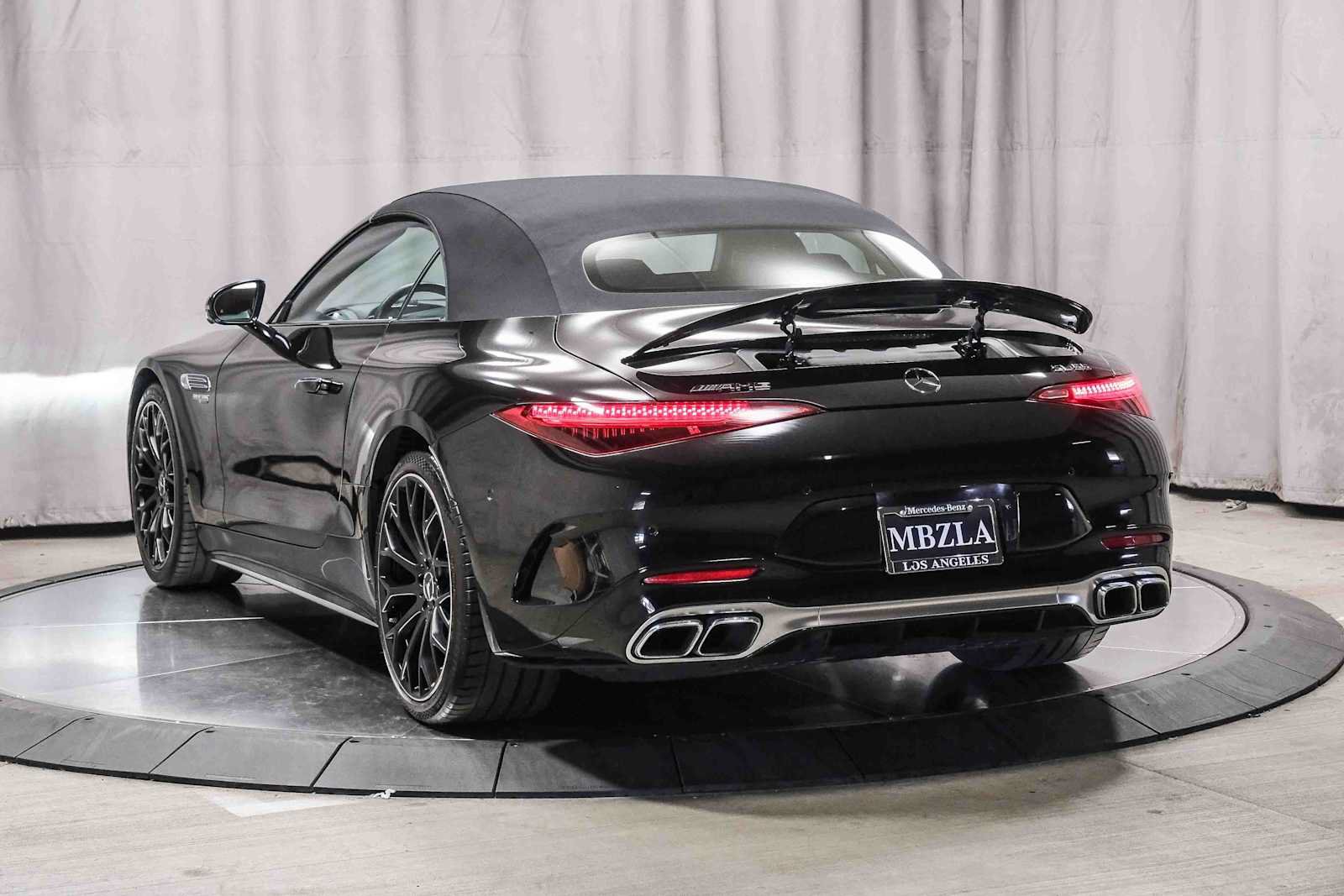 Certified 2023 Mercedes-Benz SL 55 AMG 4MATIC image 2