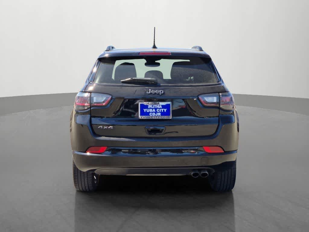 Used 2022 Jeep Compass High Altitude AWD/4WD image 5