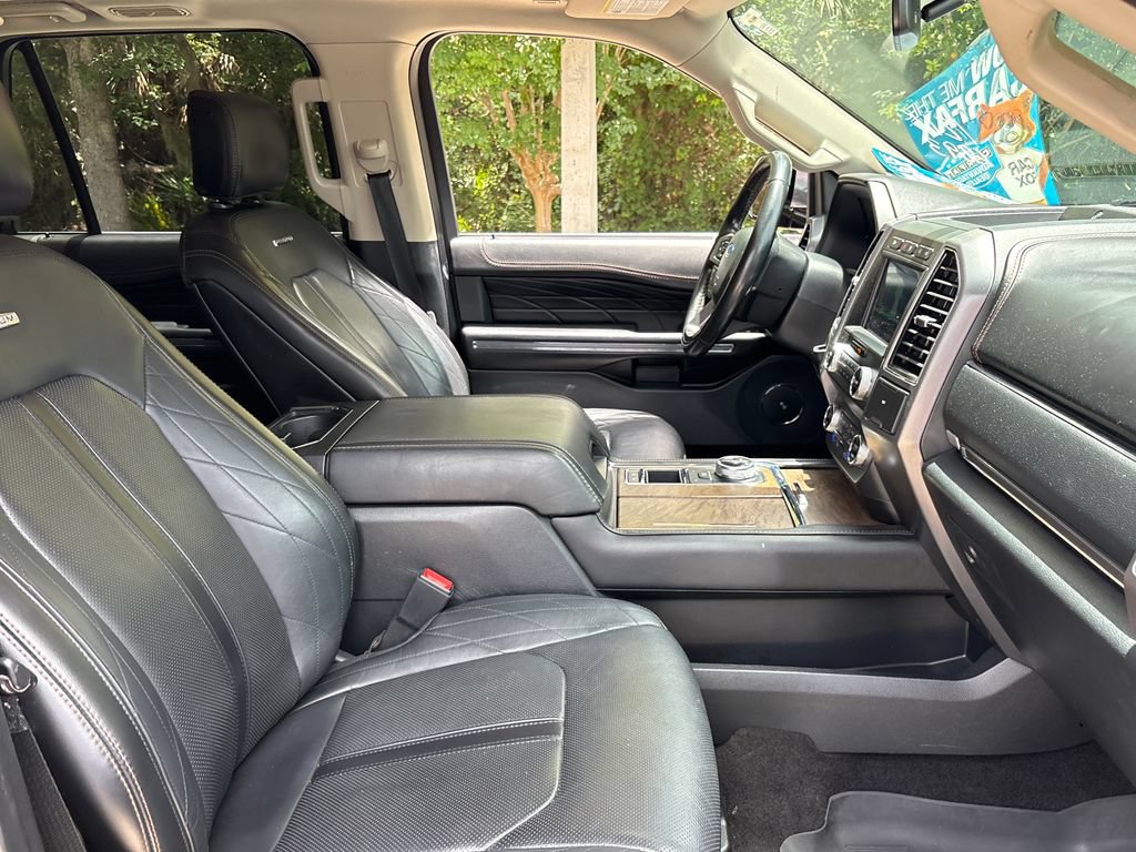 Used 2020 Ford Expedition Platinum RWD image 29