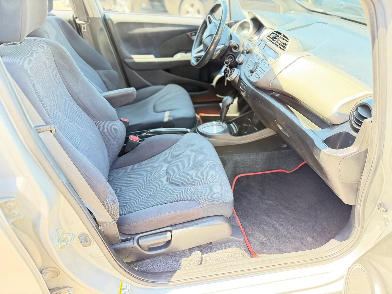 Used 2011 Honda Fit Sport image 17